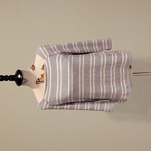 Anthropologie postmark blue & white 3/4 sleeve top boat neck slits at sides  M